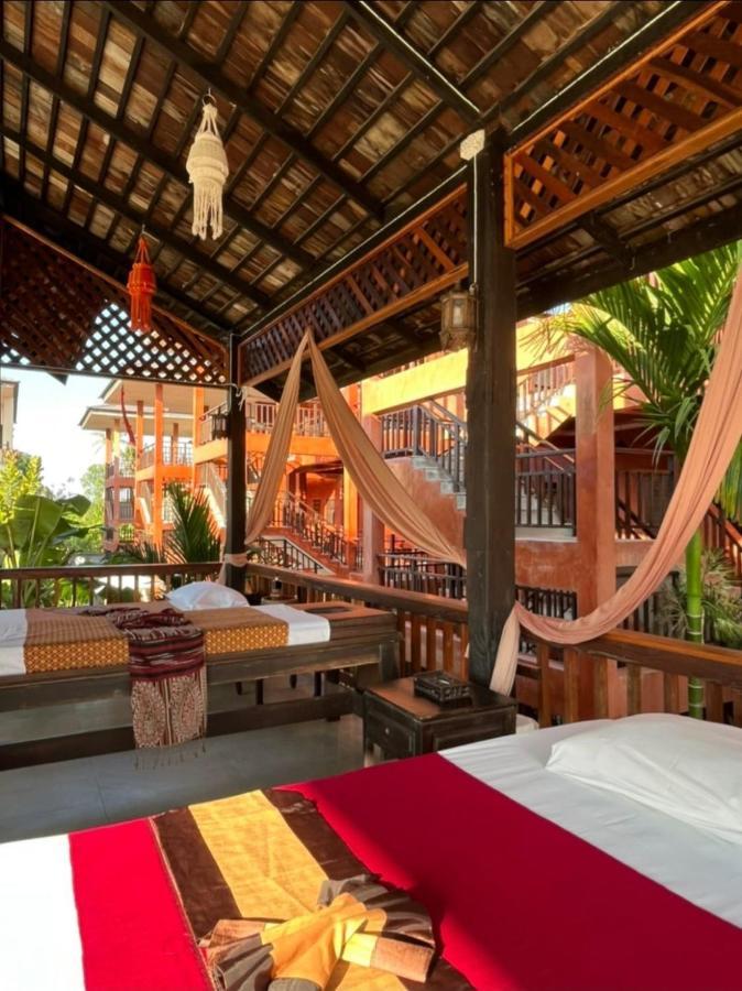 Rainforest Huahin Village Hotel Екстер'єр фото